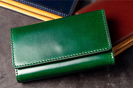 革財布 コードバン