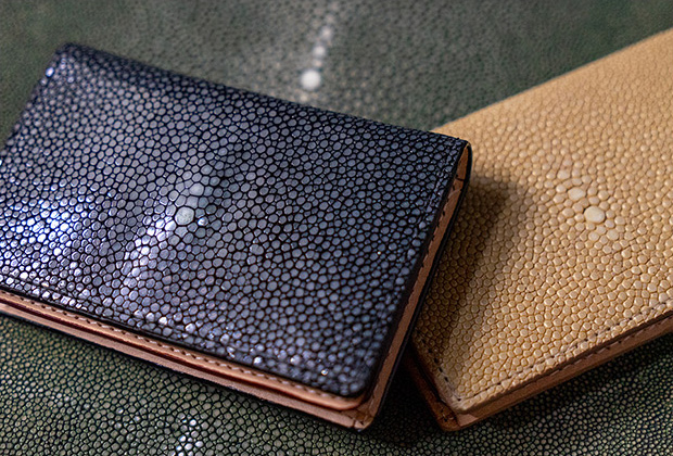 革製名刺入れ ガルーシャ