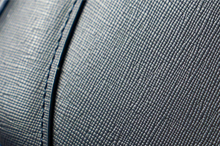 革の素材　サフィアーノレザー