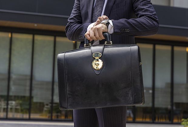 革バッグ エレガント