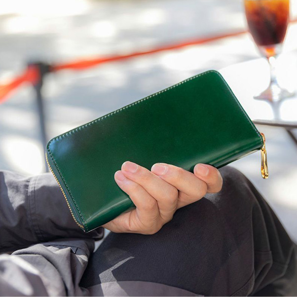 ラウンドファスナー革財布 アニリンコードバン