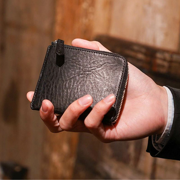 L字ファスナー二つ折り革財布 モーリス