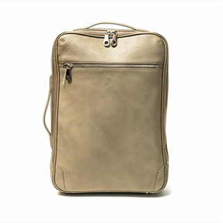 アラスタビジネスリュック