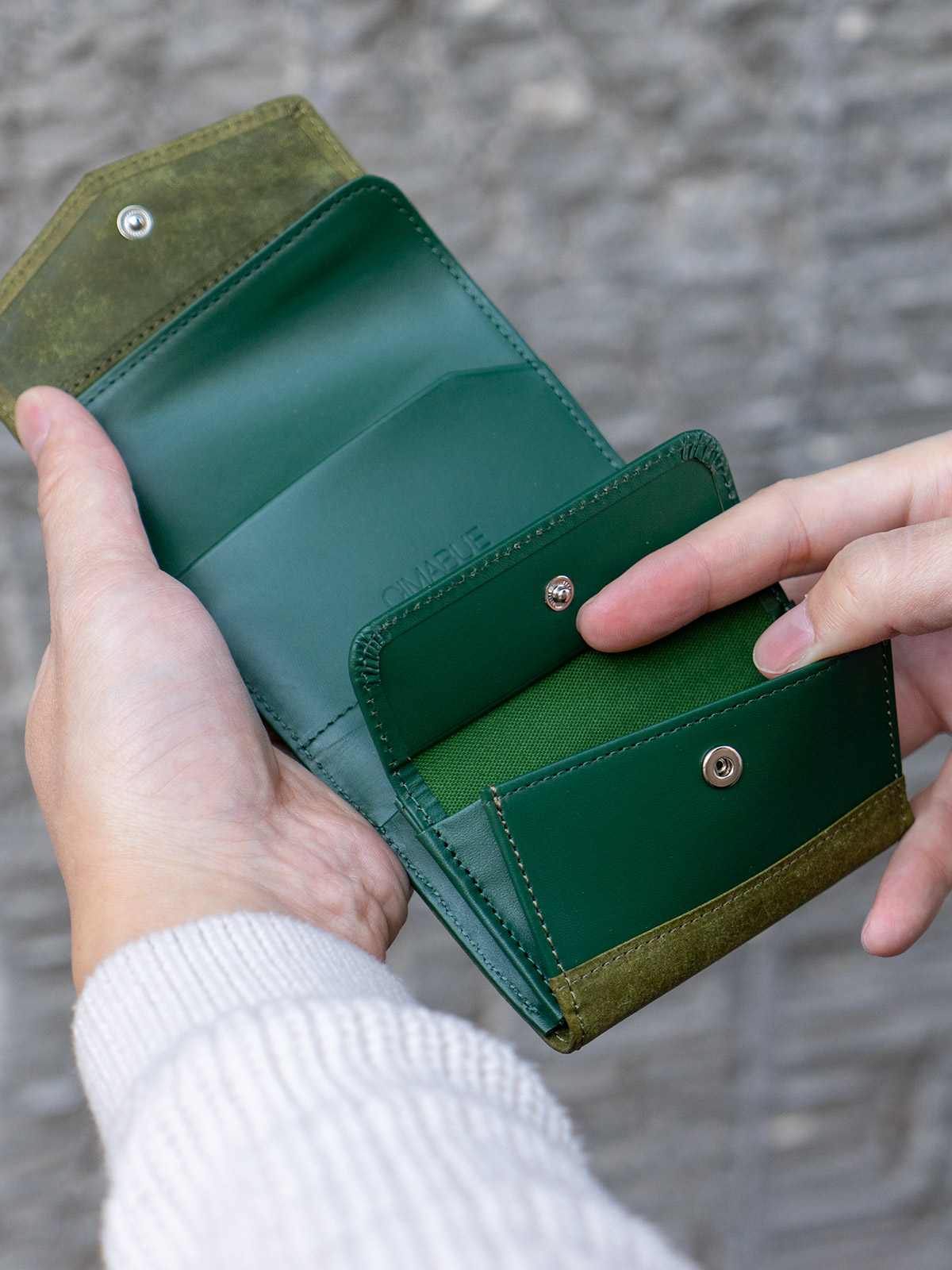 ファビオ 三つ折り財布