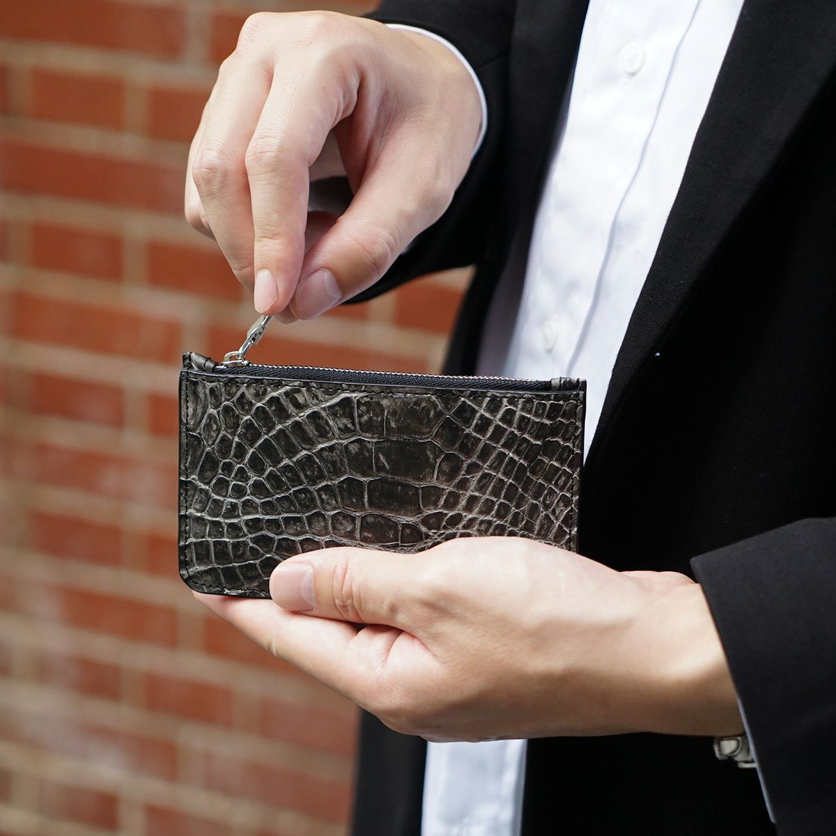 墨染めクロコダイルフラグメントケース（ポケッタブル財布