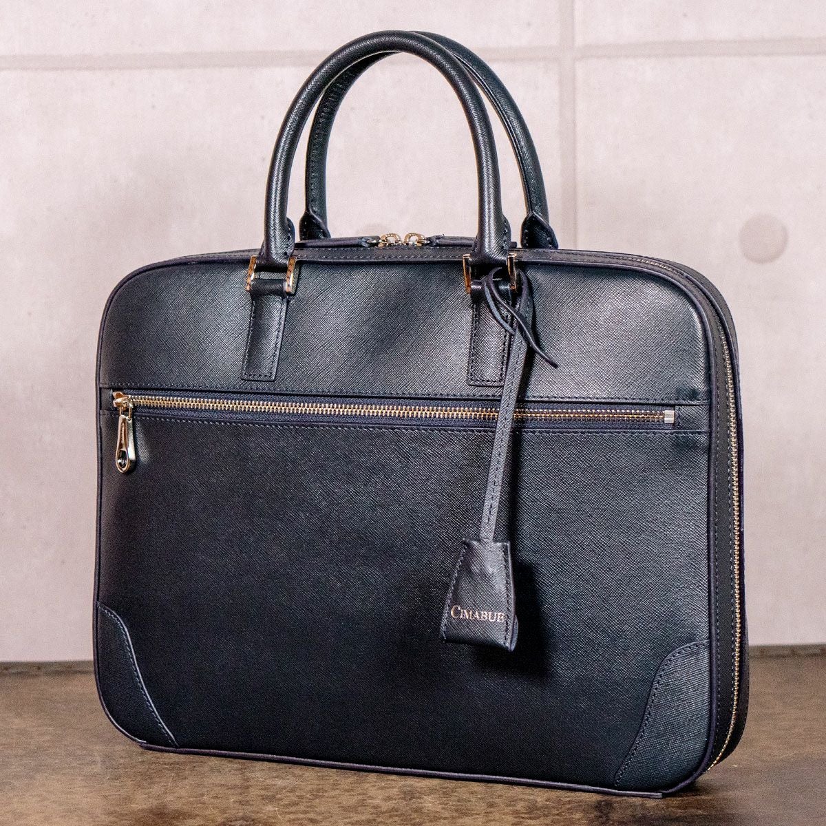専用　未使用品　CIMABUE コードバンブリーフケース　チマブエ チマブエ Aniline Cordovan アニリンコードバン キーケース 15198