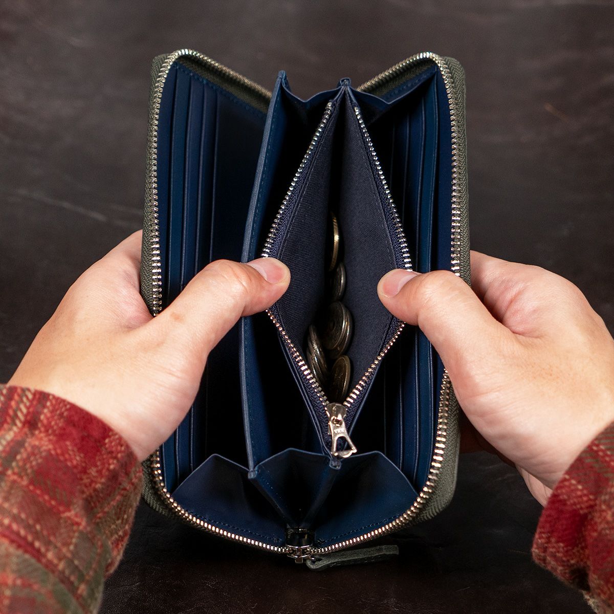 マットラウンド長財布　ROND et CARRE マルゴー RFロングウォレット（ラウンドファスナー長財布） | 長財布